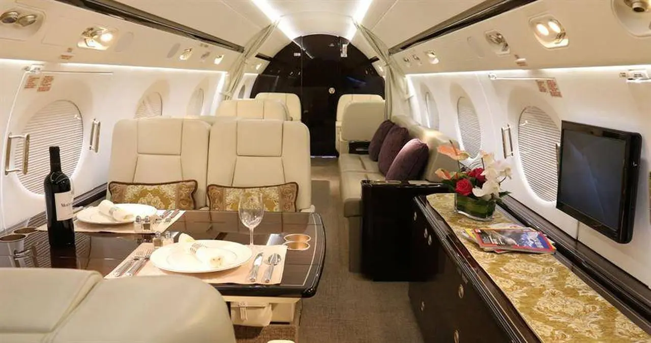 Gulfstream G550 B-8269 operated by Nanshan Jet CO., Ltd. photo 4