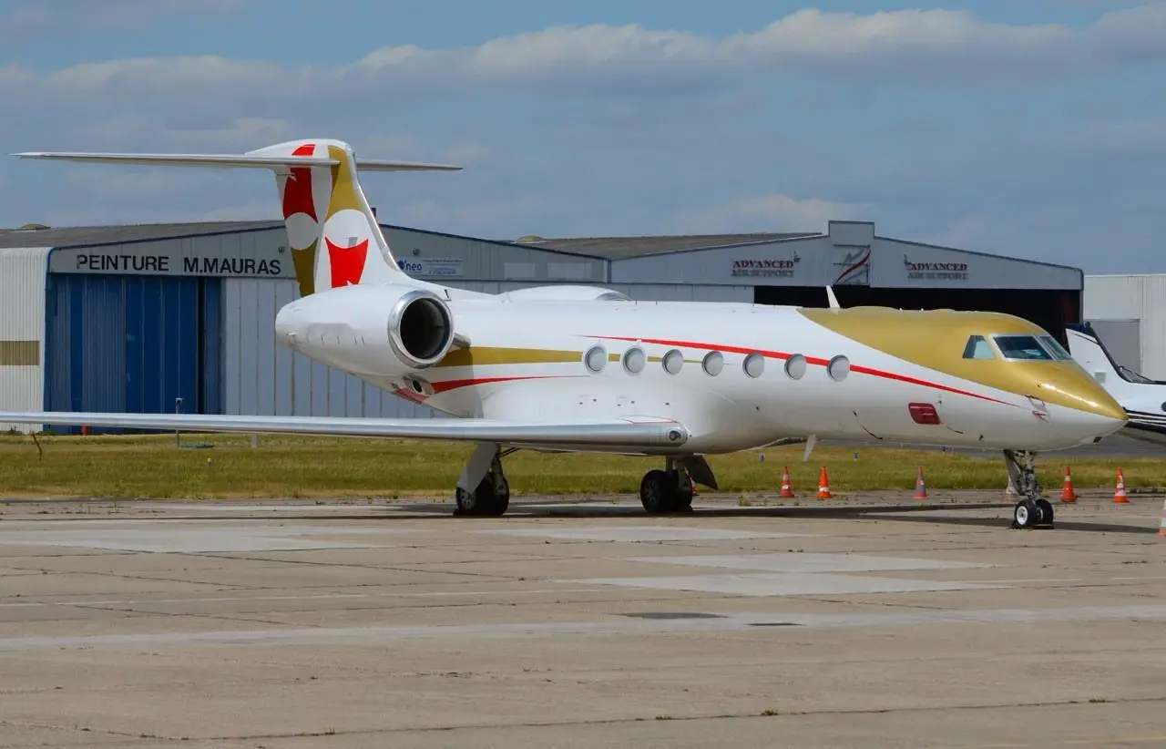 Gulfstream G550 B-8269 operated by Nanshan Jet CO., Ltd. photo 5
