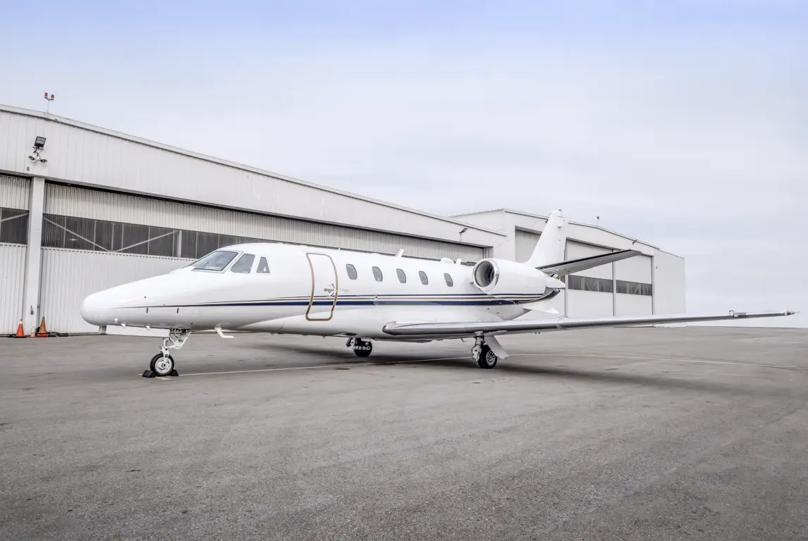 Cessna Citation Excel C-FBXL operated by Private Air, Inc. photo 5
