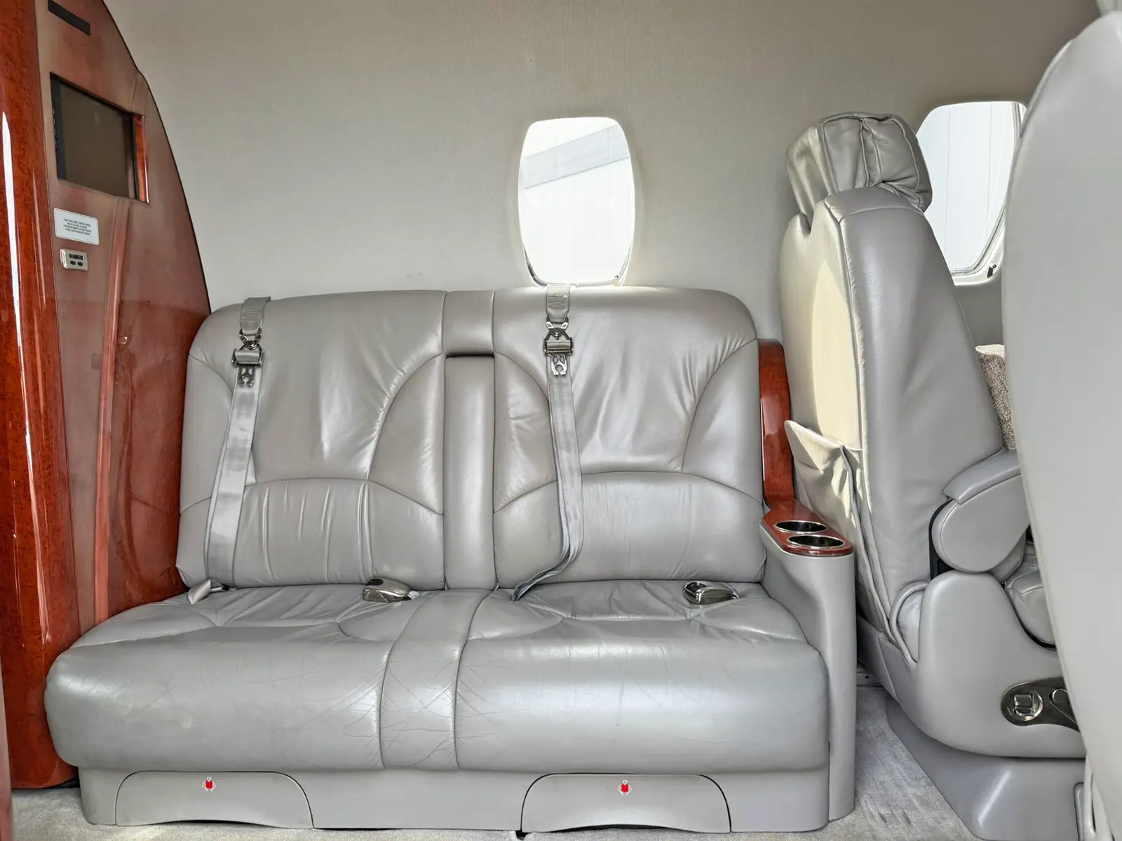 Cessna Citation XLS C-FDXU operated by Sunwest Aviation, Ltd. photo 6