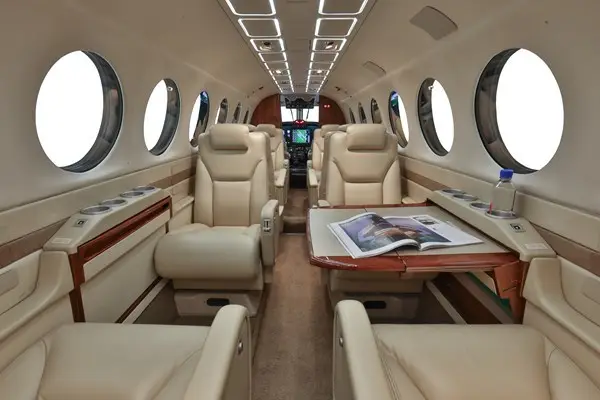 Beechcraft King Air 350 C-FEBS operated by Carson Air, Ltd photo 3
