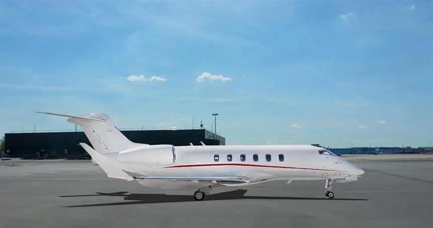 Bombardier Challenger 350 C-FEDG operated by Skyservice Business Aviation photo 4