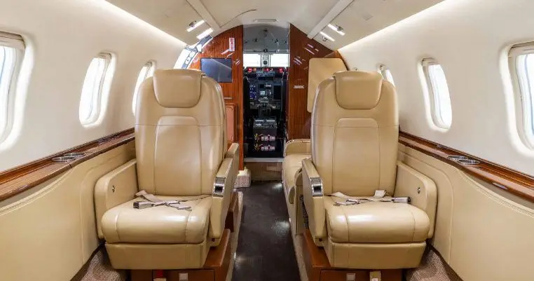 Bombardier Learjet 60 C-FJOL operated by Flightpath Charter Airways photo 2