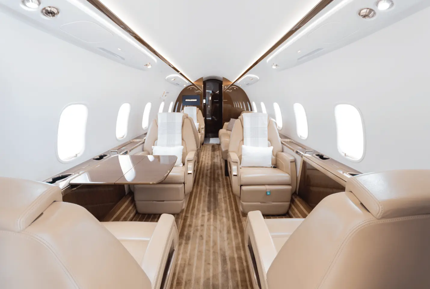 Bombardier Challenger 350 C-FMIX operated by Chartright Air Group photo 2