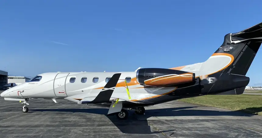 Embraer Phenom 300 C-FMPN operated by Flightpath Charter Airways photo 5