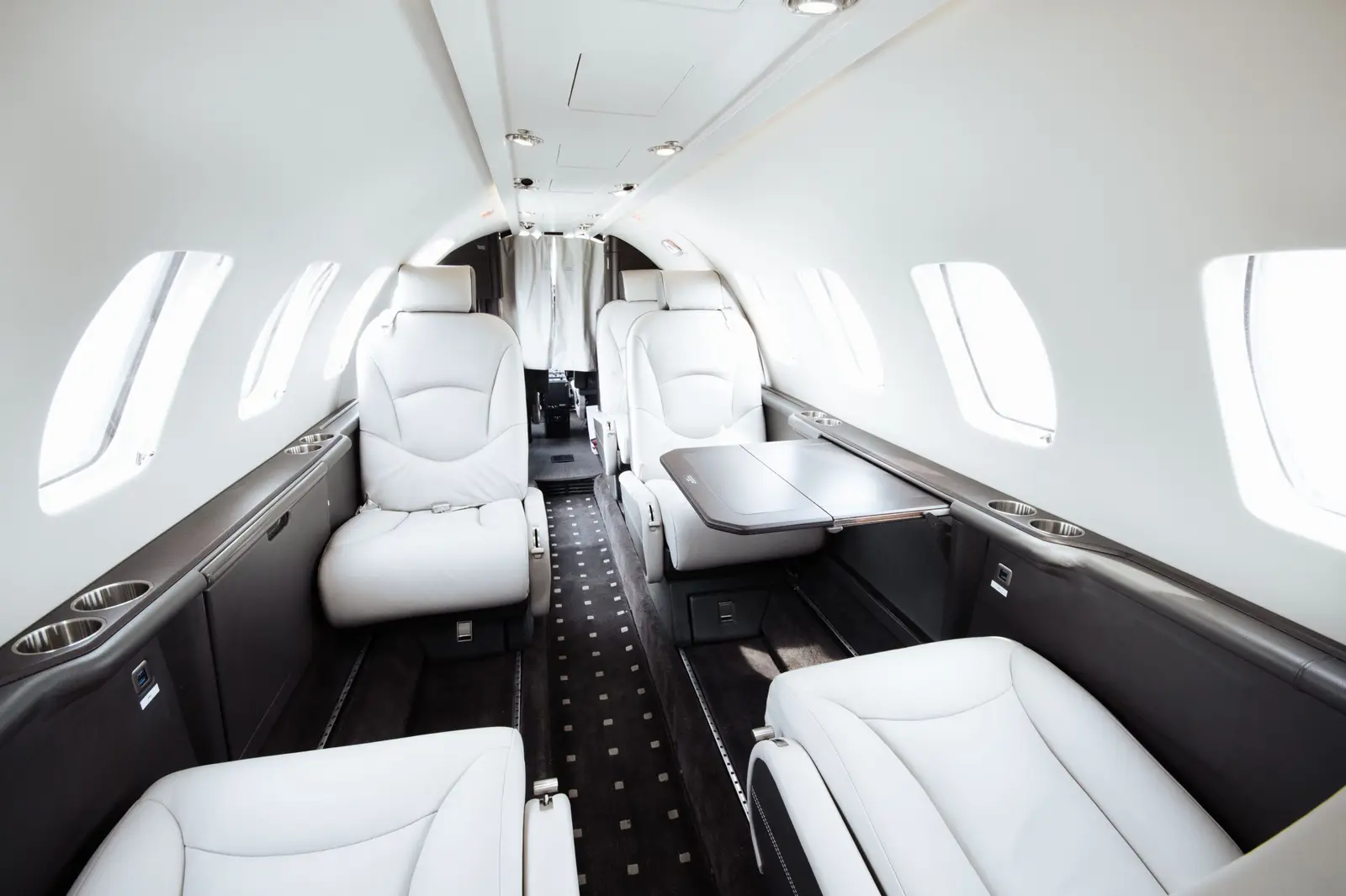 Cessna Citation Ultra C-FOCS operated by Chartright Air Group photo 6