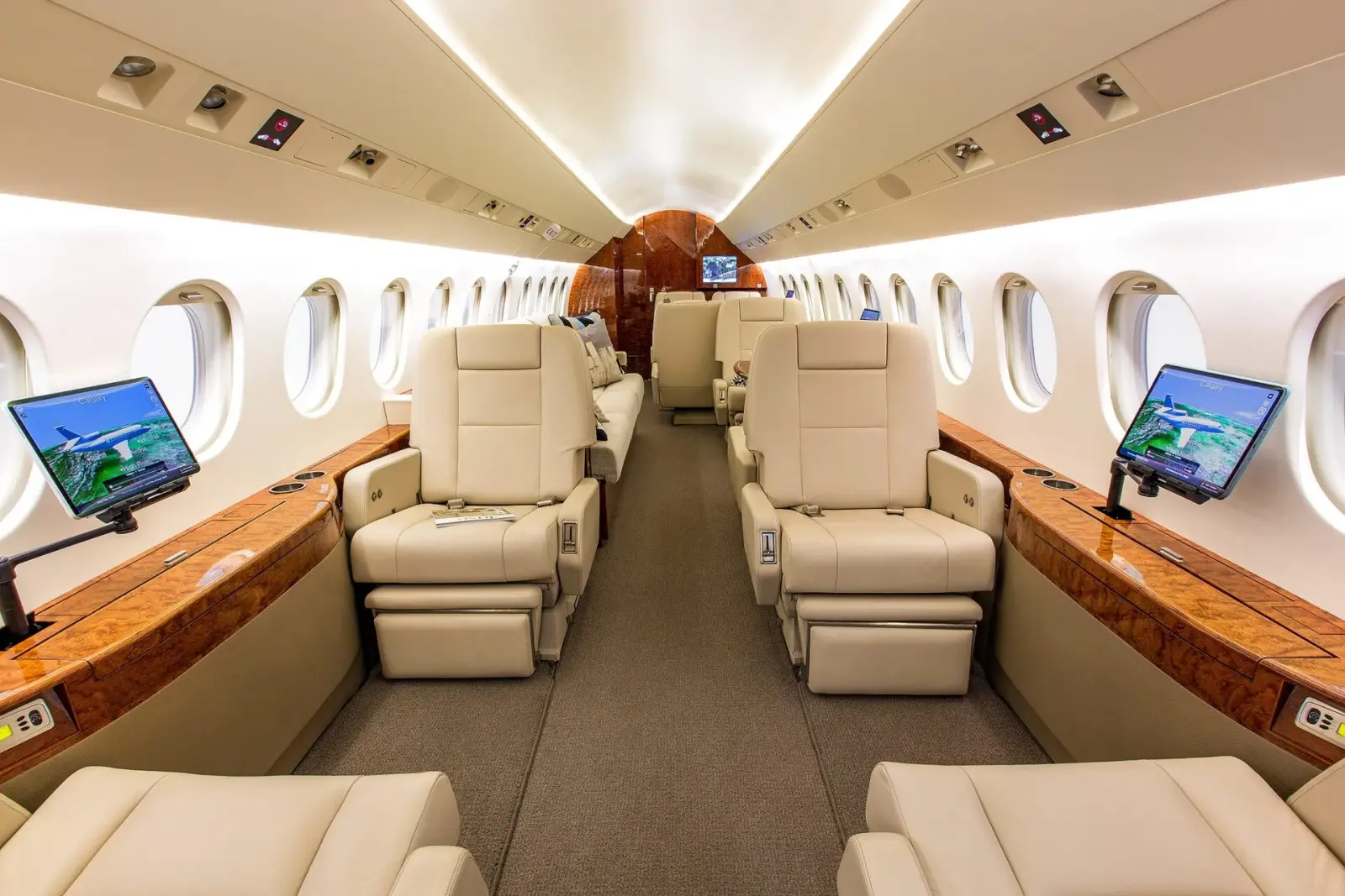 Dassault Falcon 900EX C-FPFS operated by Skyservice Business Aviation photo 2