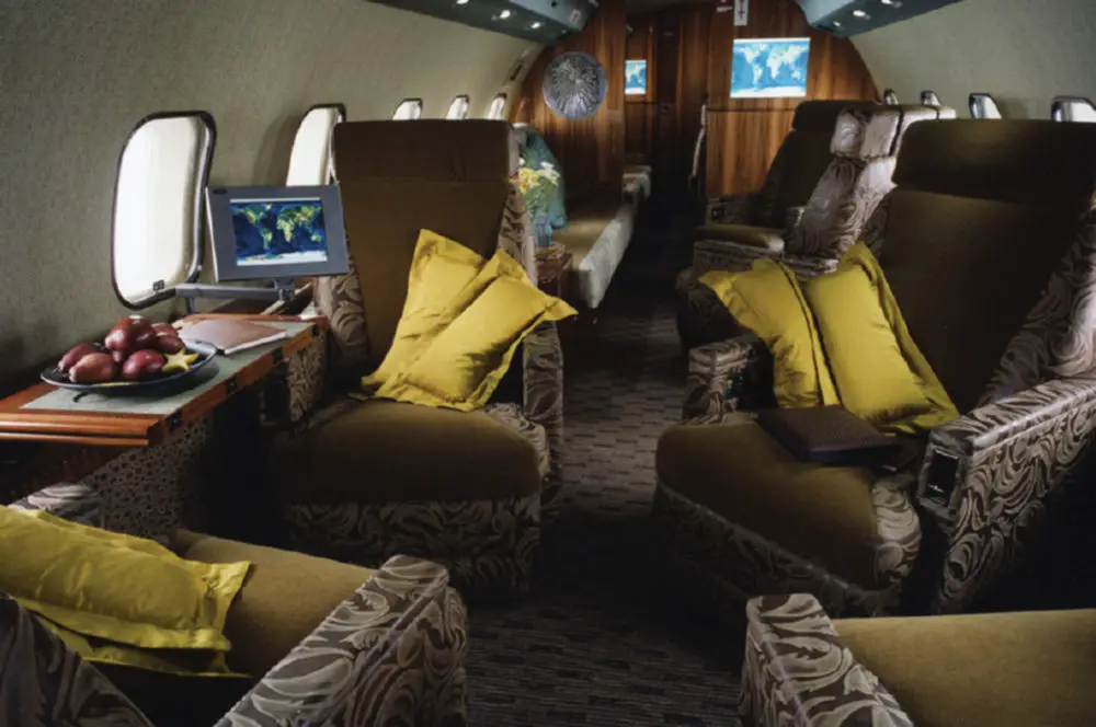 Bombardier Global Express C-FROJ operated by Execaire Aviation photo 2