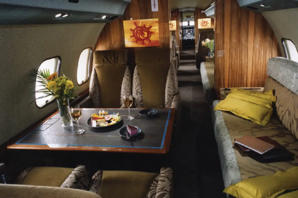 Bombardier Global Express C-FROJ operated by Execaire Aviation photo 3