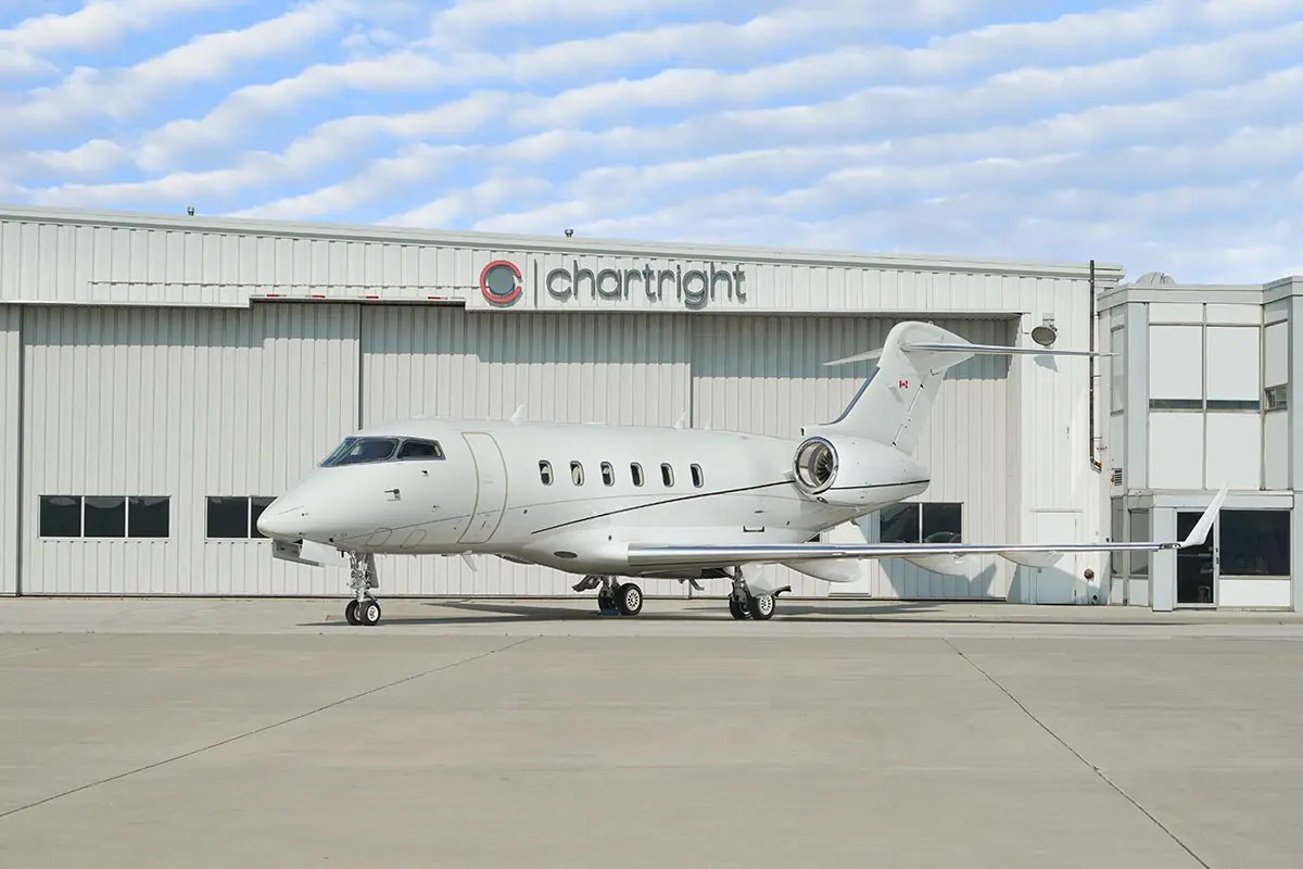 Bombardier Challenger 300 C-FWUT operated by Chartright Air Group photo 4