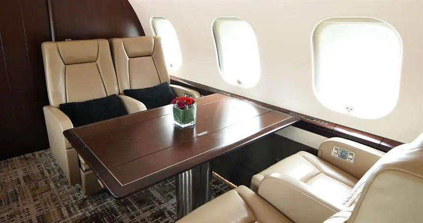 Bombardier Global 6000 C-FXDB operated by Flightpath Charter Airways photo 4