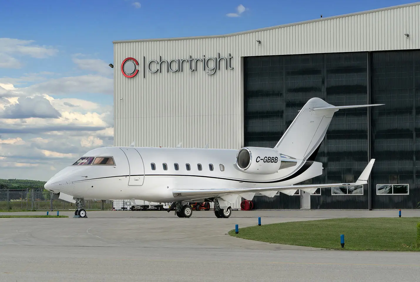 Bombardier Challenger 604 C-GBBB operated by Chartright Air Group, exterior