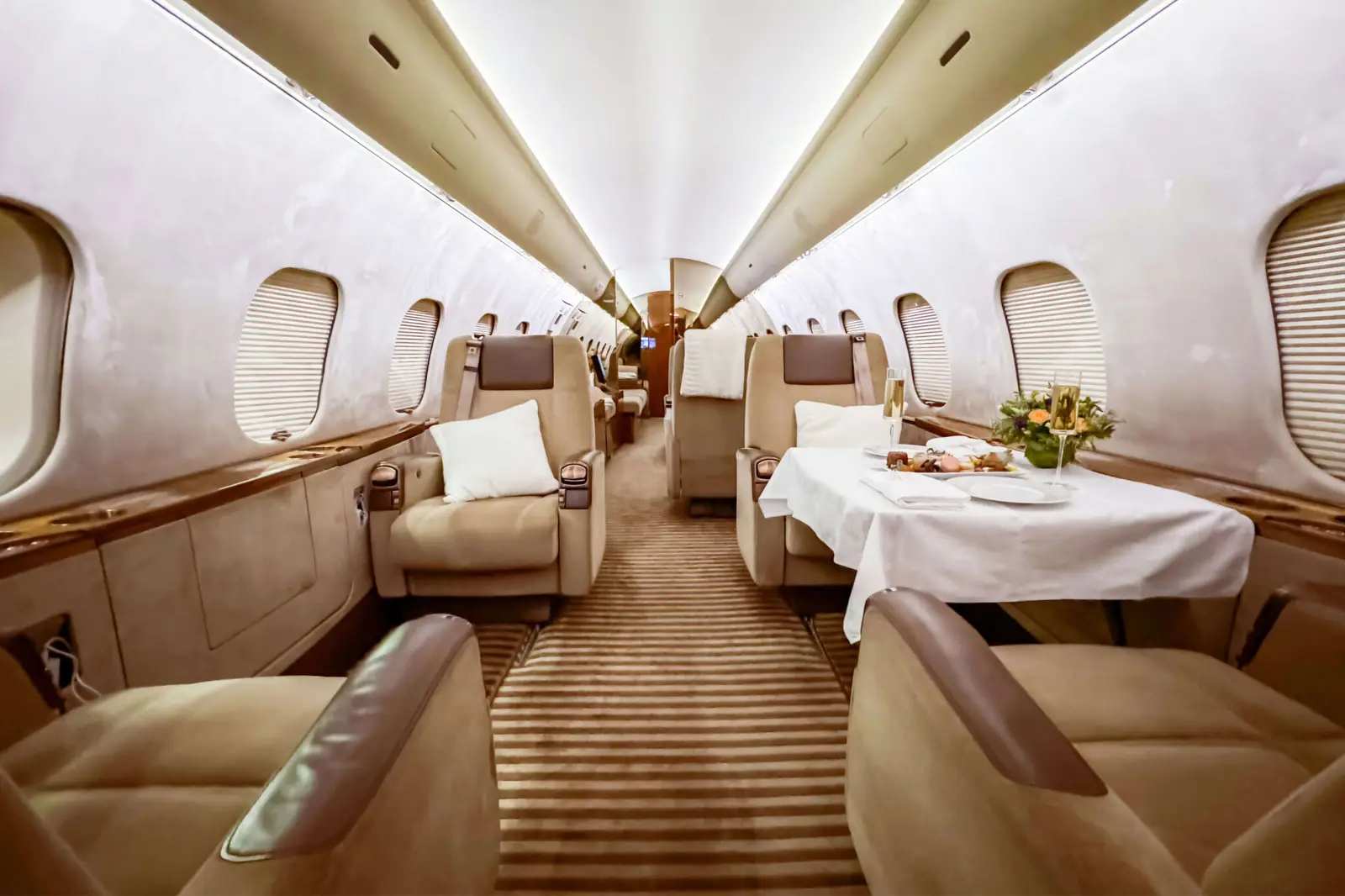 Bombardier Global 5000 C-GDPG operated by Execaire Aviation photo 2