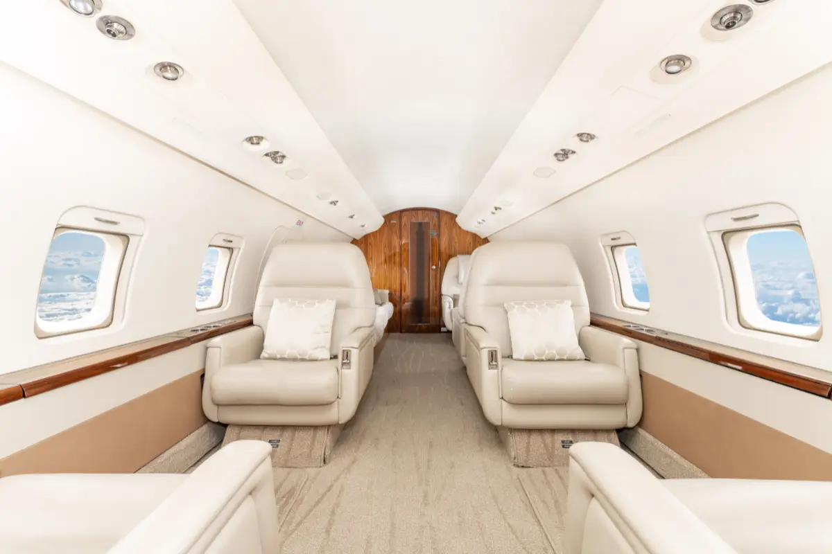 Bombardier Challenger 604 C-GDWF operated by Chartright Air Group photo 2