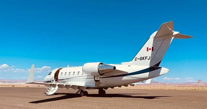 Bombardier Challenger 605 C-GKFJ operated by Skyservice Business Aviation, exterior
