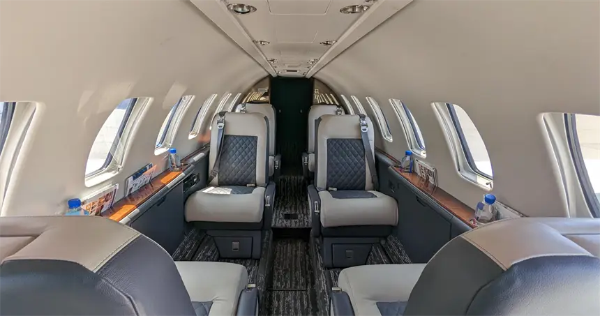 Cessna Citation Ultra C-GKZB operated by Flightexec photo 4