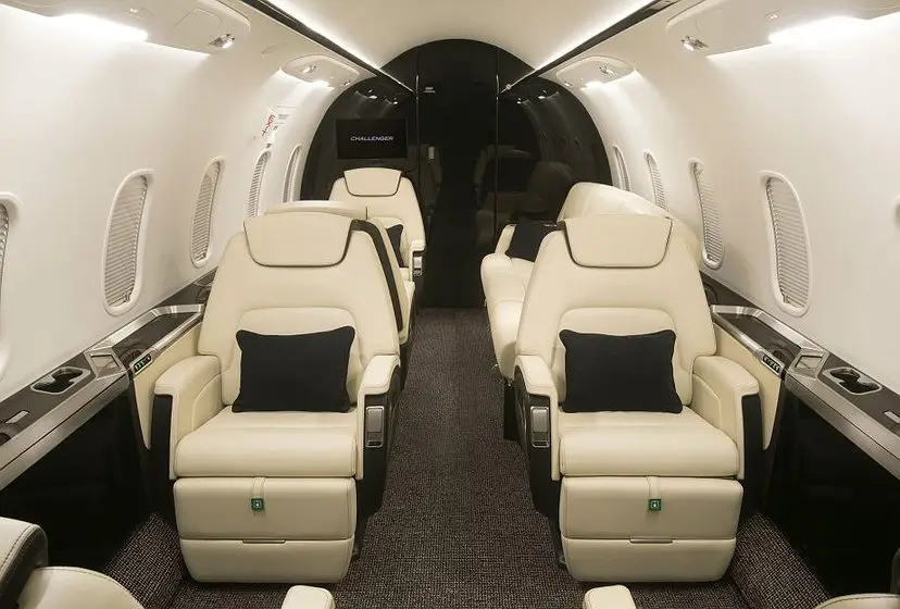 Bombardier Challenger 350 C-GOHX operated by NovaJet Aviation Group photo 2