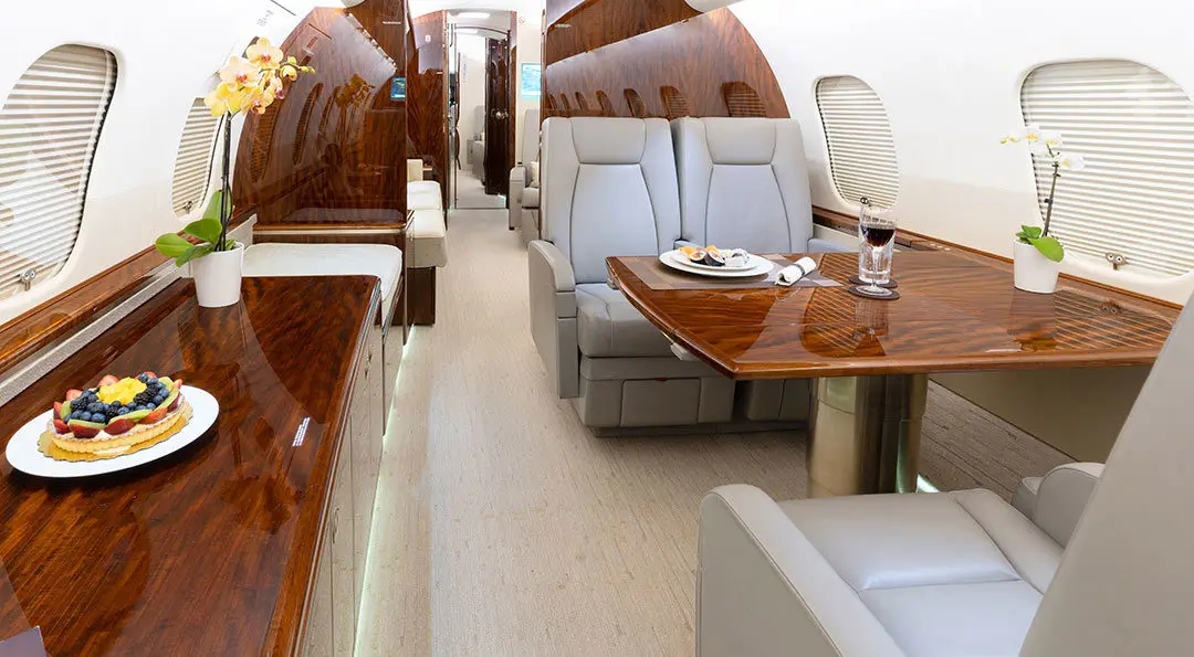 Bombardier Global 5000 C-GOIL operated by Skyservice Business Aviation photo 2