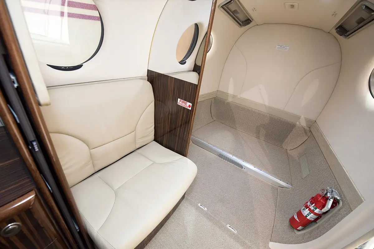 Beechcraft King Air 350 C-GOJG operated by Kreos Aviation, Inc. photo 3