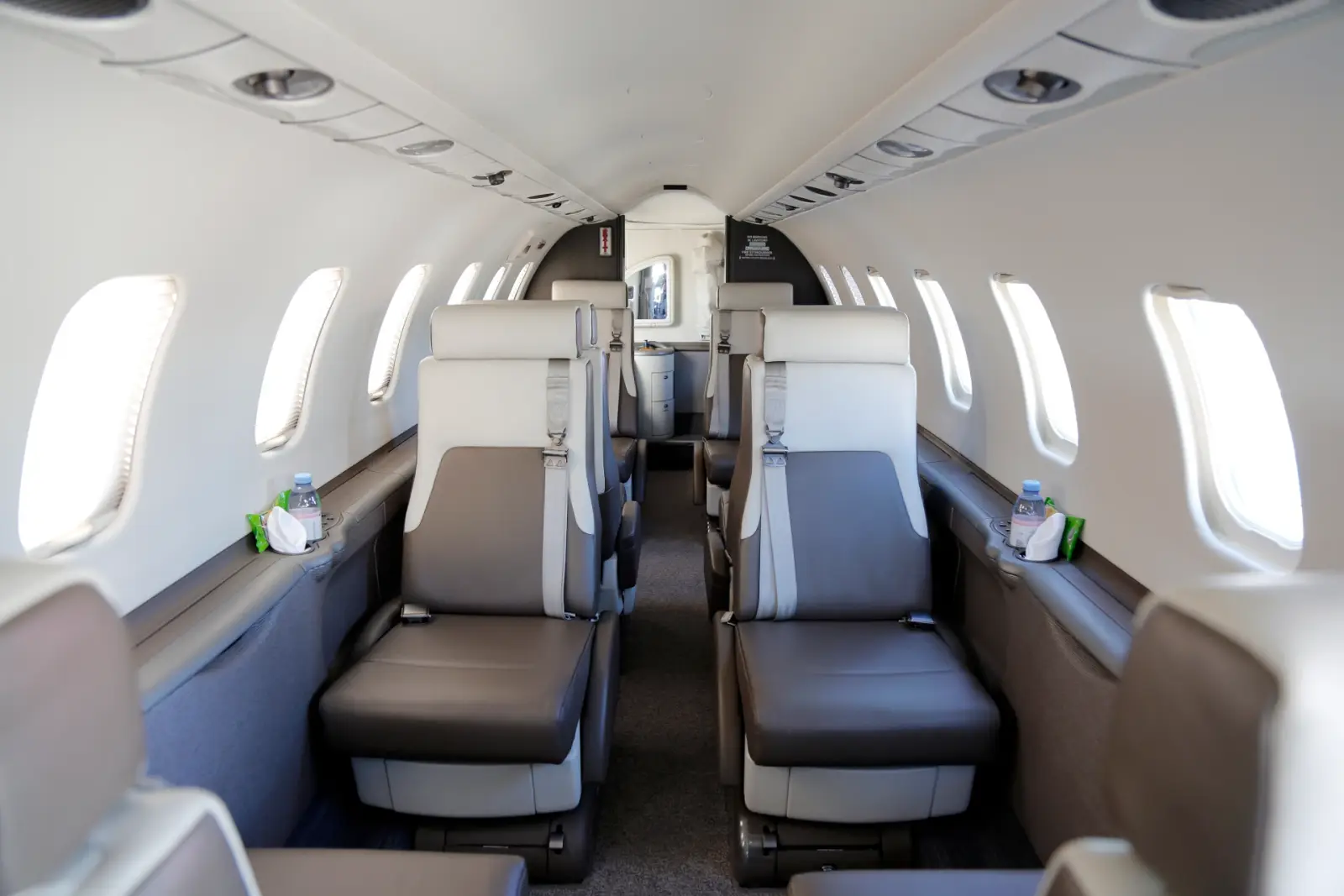 Bombardier Learjet 45 C-GPDB operated by Sunwest Aviation, Ltd. photo 2