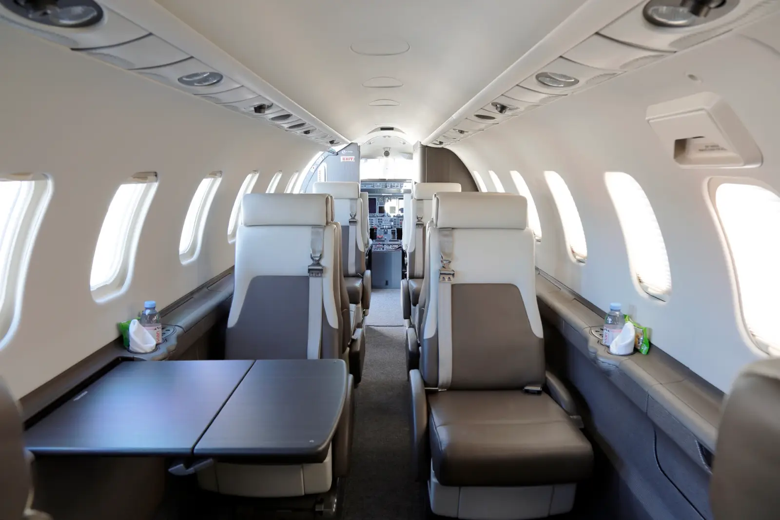 Bombardier Learjet 45 C-GPDB operated by Sunwest Aviation, Ltd. photo 3