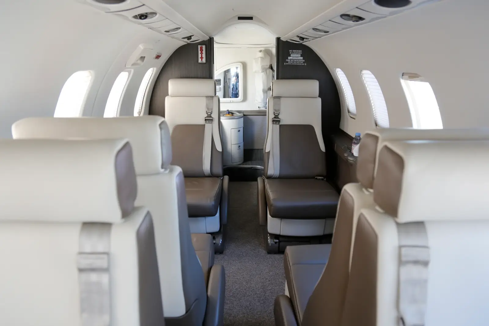 Bombardier Learjet 45 C-GPDB operated by Sunwest Aviation, Ltd. photo 5
