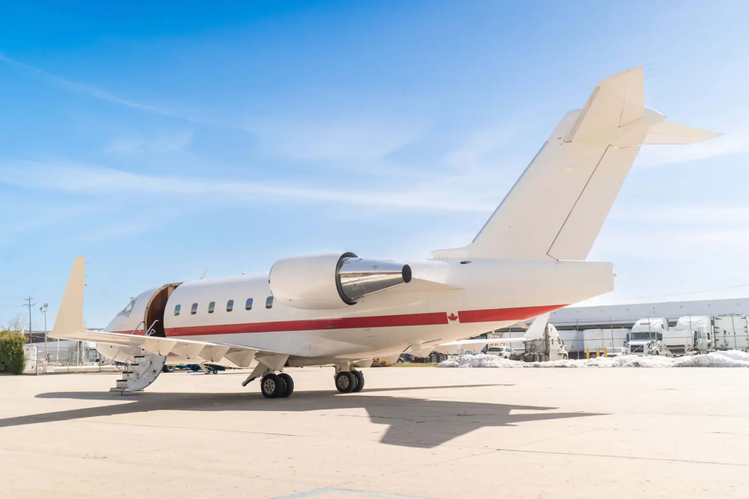 Bombardier Challenger 604 C-GPGD operated by Execaire Aviation photo 6