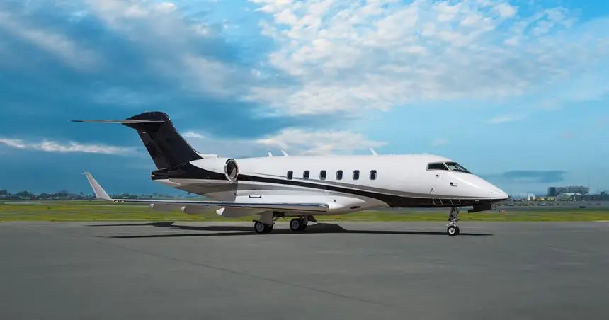 Bombardier Challenger 300 C-GRJT operated by Coywolf Aviation Limited, exterior