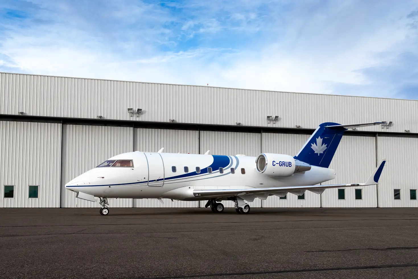 Bombardier Challenger 604 C-GRUB operated by Chartright Air Group, exterior
