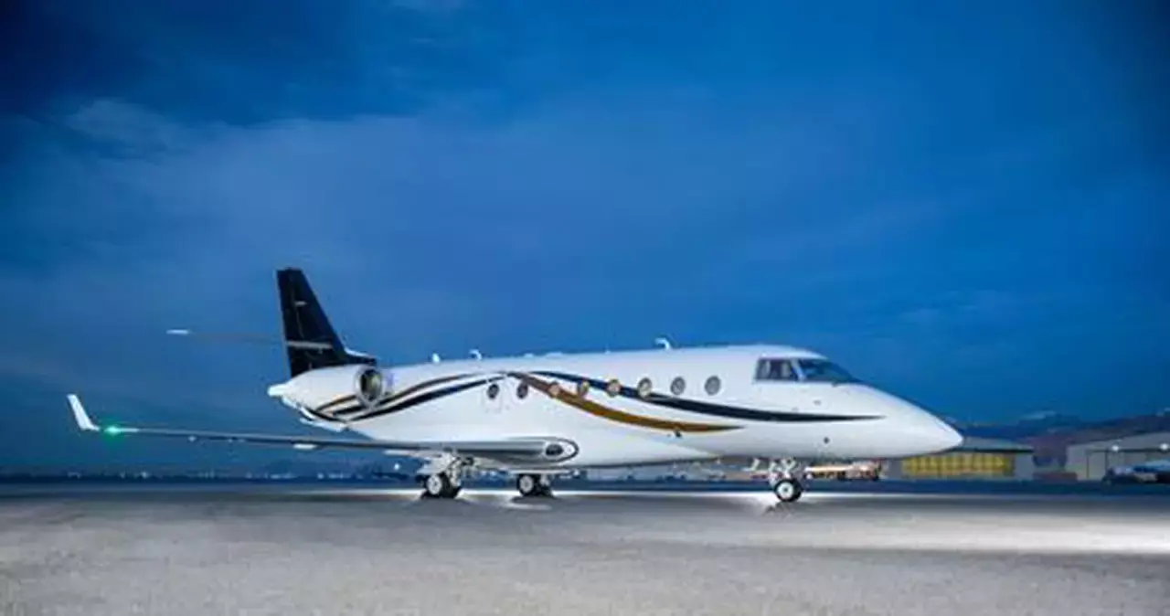 Gulfstream G200 C-GTFU operated by Flightpath Charter Airways photo 2