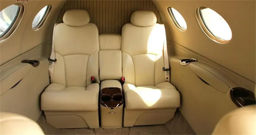 Cessna Citation Mustang CS-DPV operated by Premuim Aviation and Handling Services (PHS) photo 2