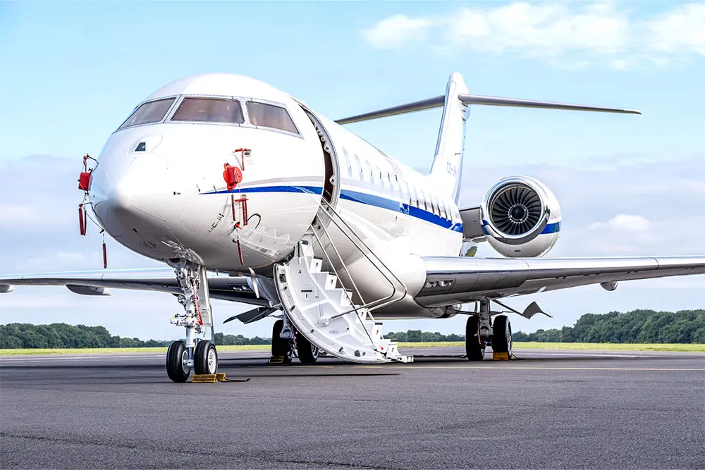 Bombardier Global 6000 CS-JHH operated by Luxaviation Group Europe photo 6
