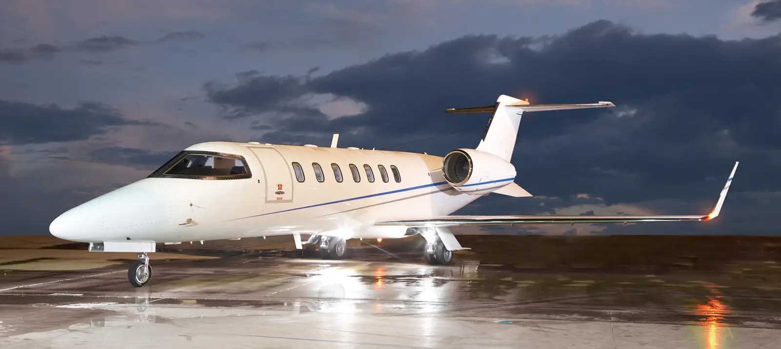 Bombardier Learjet 40 CS-TFO operated by Omni Executive Aviation, exterior