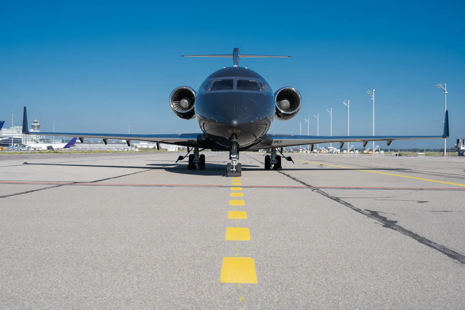 Bombardier Challenger 604 D-AEOM operated by MHS Aviation GmbH photo 5
