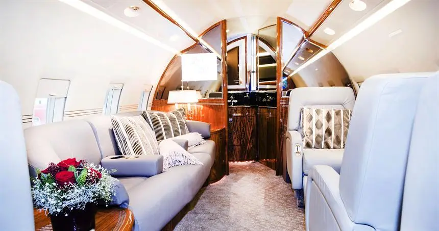 Bombardier Challenger 604 D-AFAD operated by FAI Air Ambulance photo 2