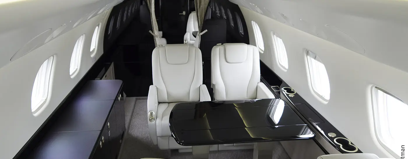 Embraer Legacy 650 D-AFBS operated by Vistajet photo 6