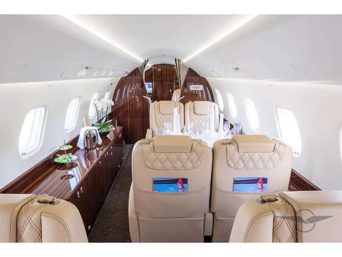 Embraer Legacy 650 D-AJET operated by Vistajet photo 2
