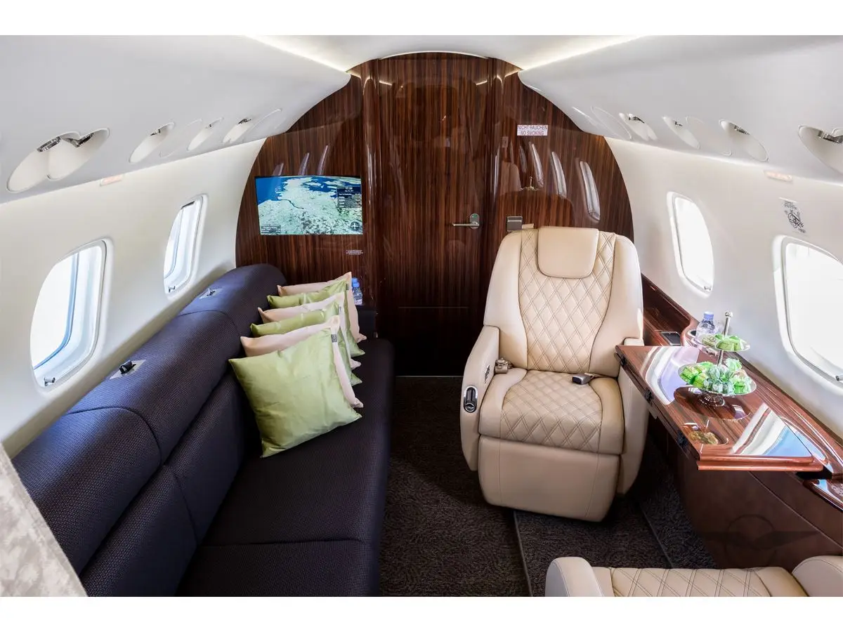 Embraer Legacy 650 D-AJET operated by Vistajet photo 6