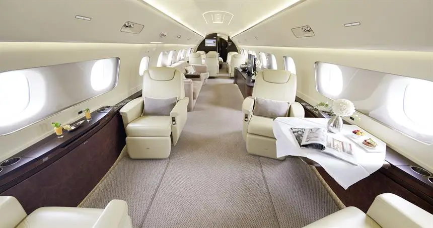 Embraer Lineage 1000 D-ANNI operated by Vistajet photo 4