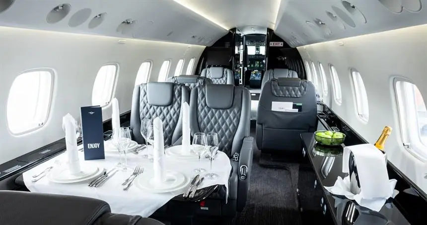Embraer Legacy 650 D-ATOP operated by Vistajet photo 5