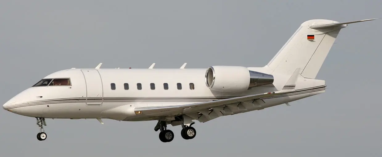 Bombardier Challenger 604 D-AUKE operated by UNICAIR photo 3