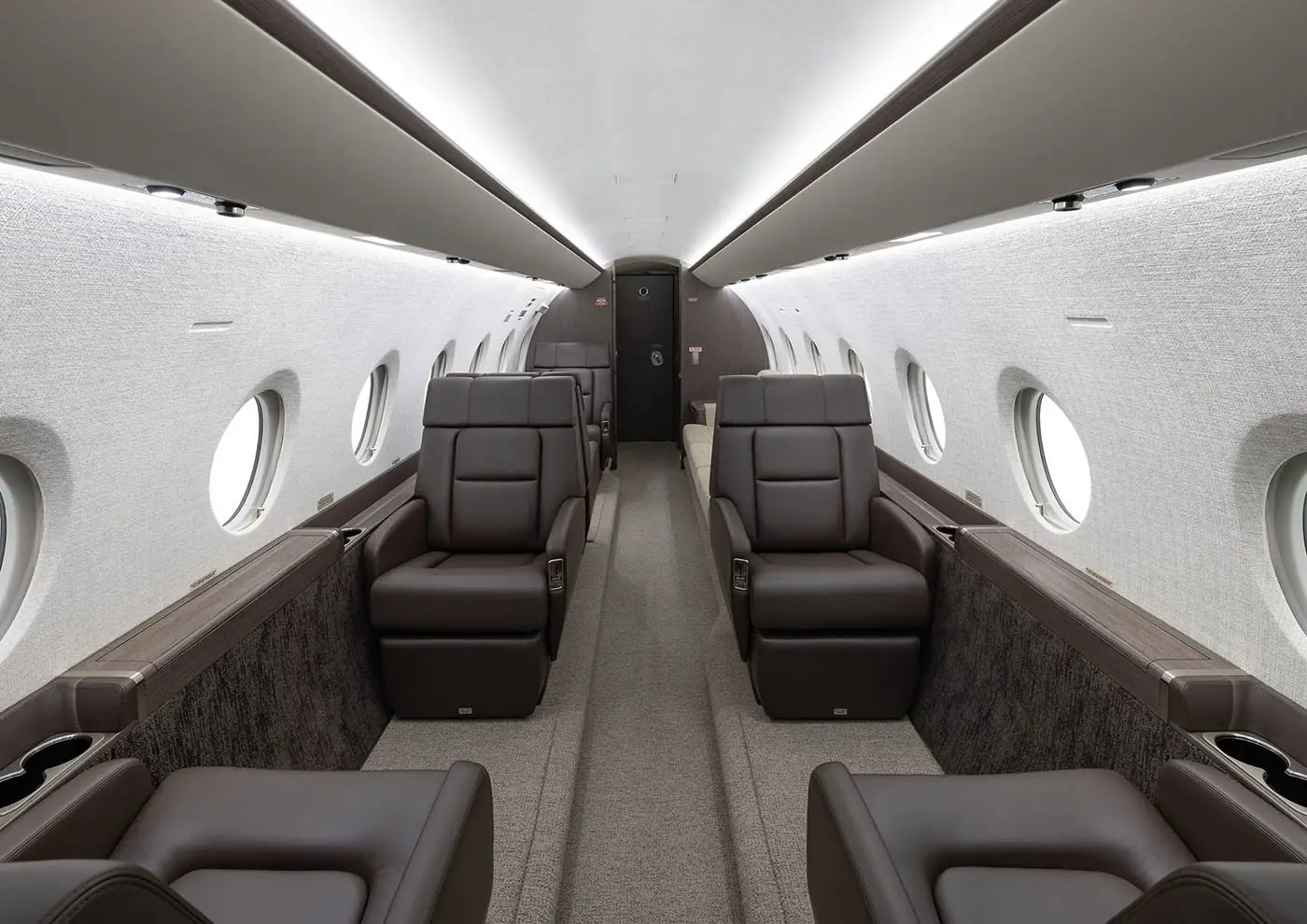 Gulfstream G280 D-BDRX operated by DC Aviation GmbH photo 2