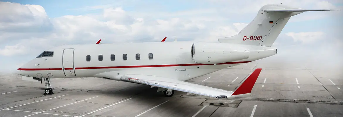 Bombardier Challenger 300 D-BUBI operated by Windrose Air Jetcharter GmbH photo 4