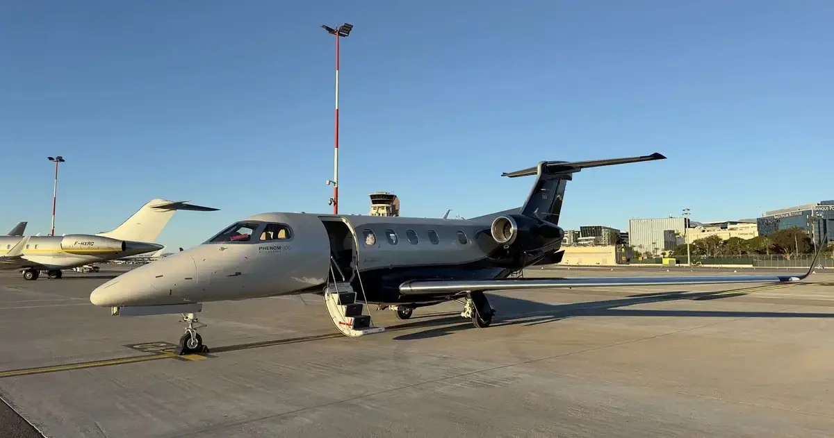 Embraer Phenom 300 D-CAAF operated by Arcus Executive Aviation photo 4