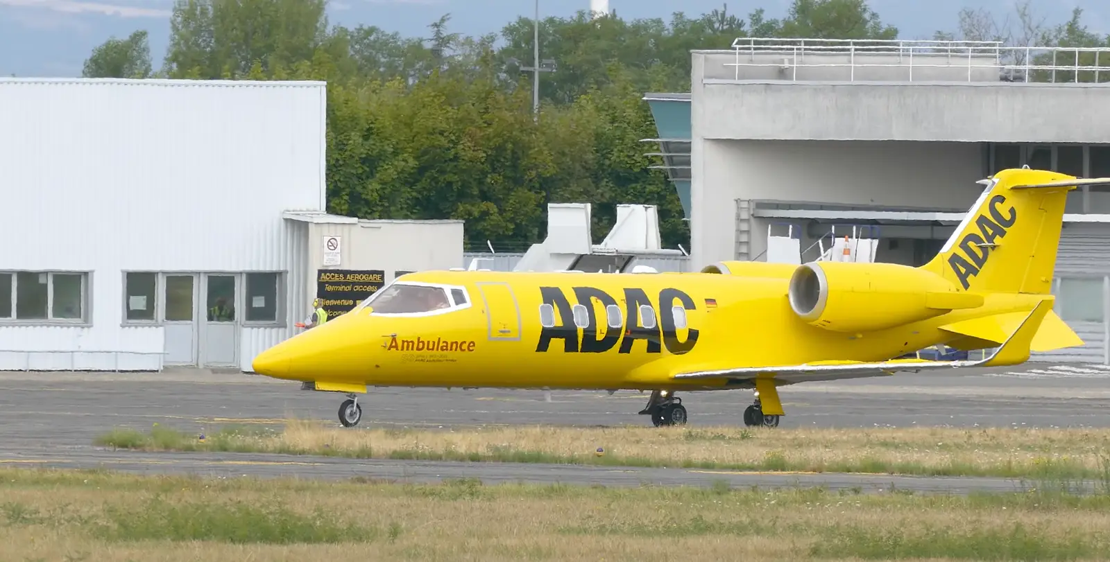 Bombardier Learjet 60 D-CADA operated by Aero-Dienst GmbH photo 3