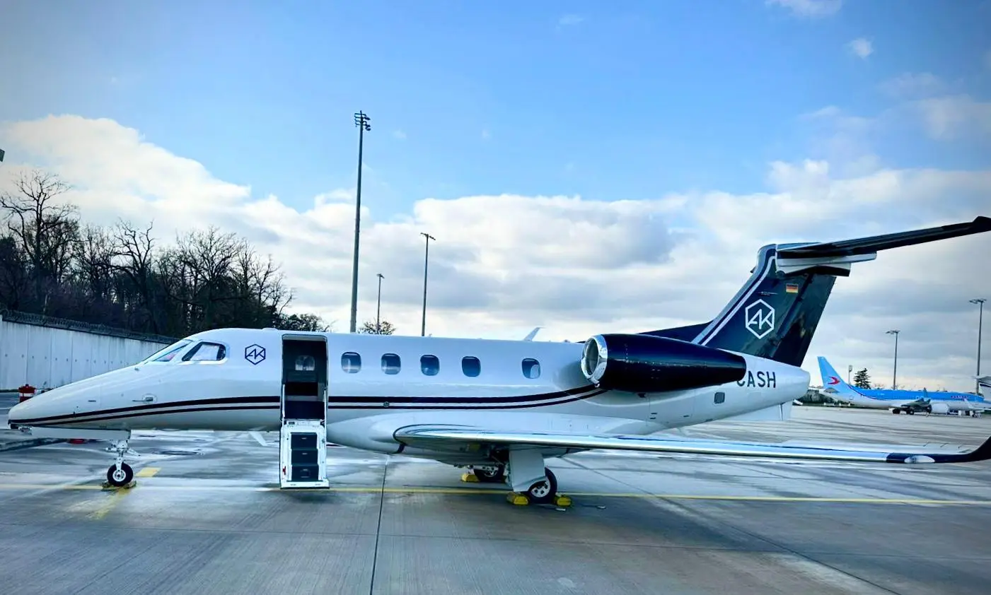 Embraer Phenom 300 D-CASH operated by Spree Flug Luftfahrt GmbH, exterior