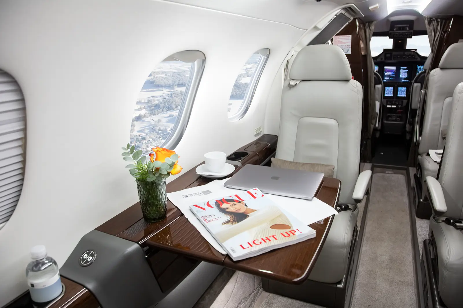 Embraer Phenom 300 D-CDAS operated by DAS Private Jets photo 5
