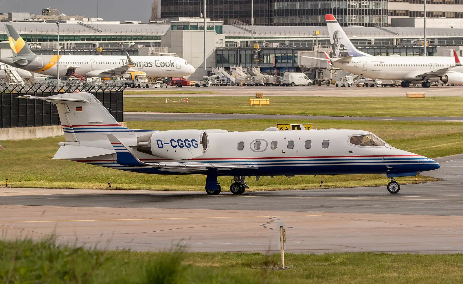 Bombardier Learjet 31A D-CGGG