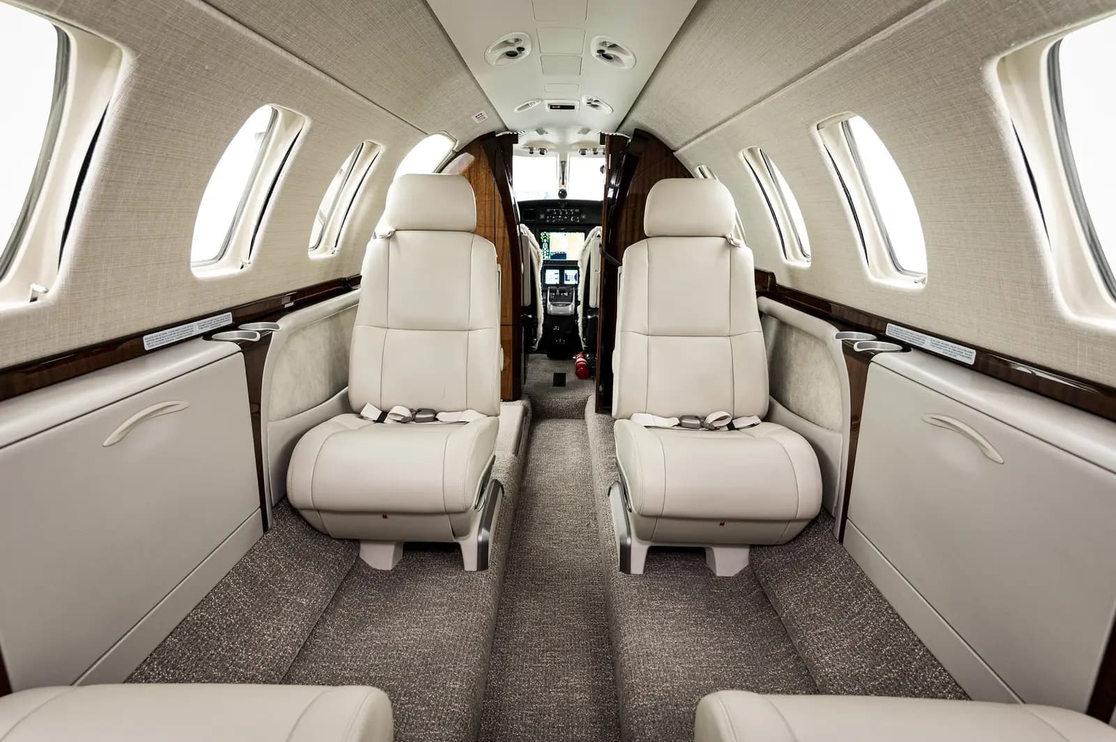 Cessna Citation CJ3+ D-CHRF operated by Hahn Air Lines GmbH photo 2