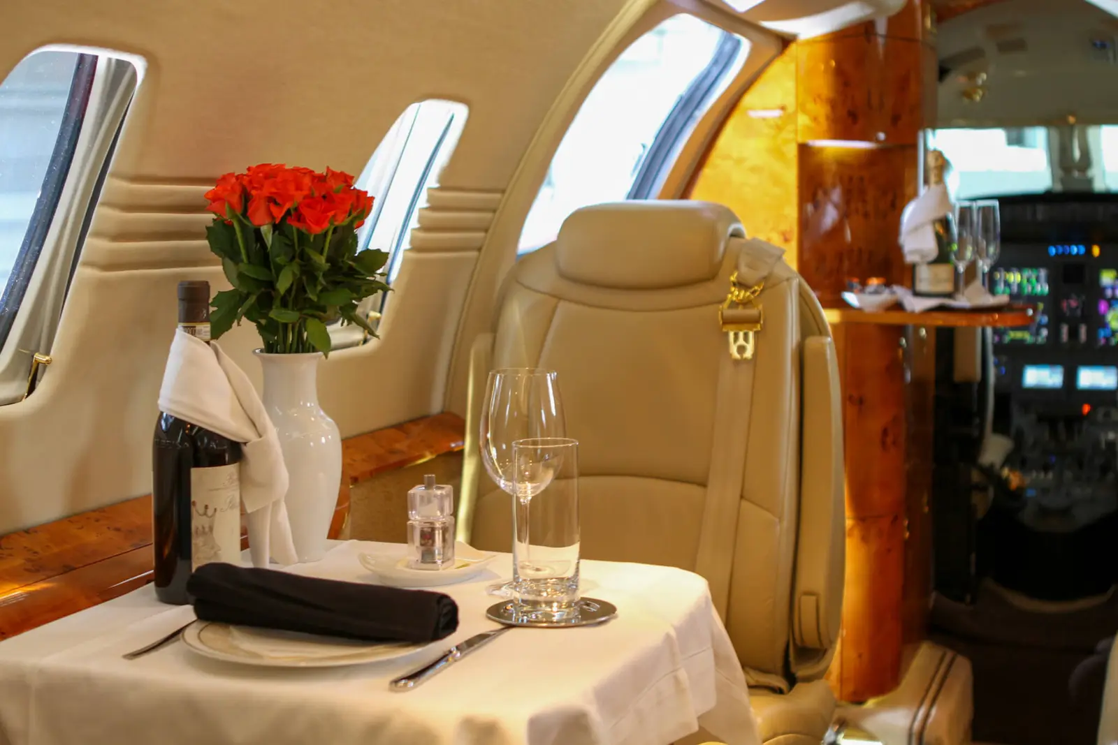 Cessna Citation XLS+ D-CJJK operated by Windrose Air Jetcharter GmbH photo 3